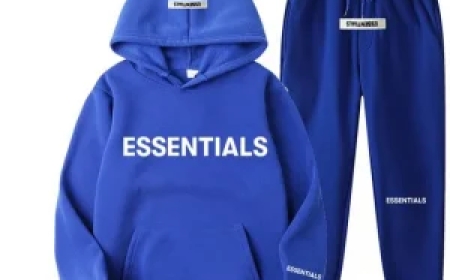Premium Essential Hoodie with Clean, Modern Design