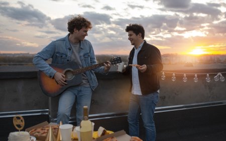 Top 10 Breweries with Outdoor Seating & Live Music Vibes