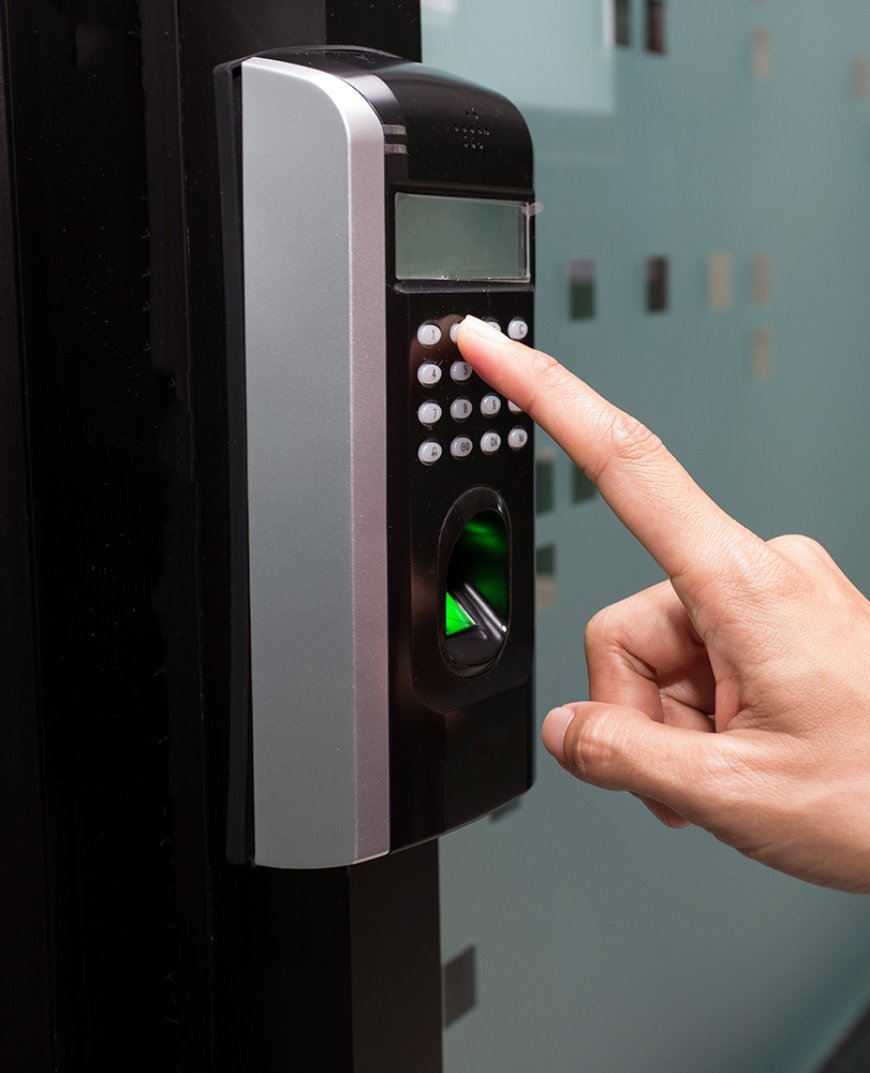 Cloud-Based Time Attendance: Why UAE Enterprises Are Abandoning On-Premise Systems