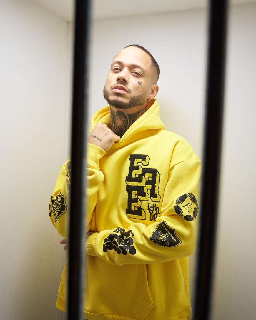 Ere Studios Hoodie: Minimalistischer Luxus für moderne Individualisten